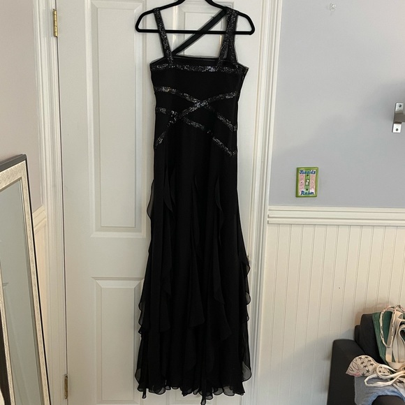 BBCBG MAX AZRIA - Picture 2 of 5